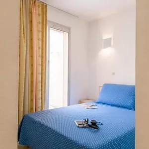 https://residence-maeva-villa-livia.fr-provencehotel.com